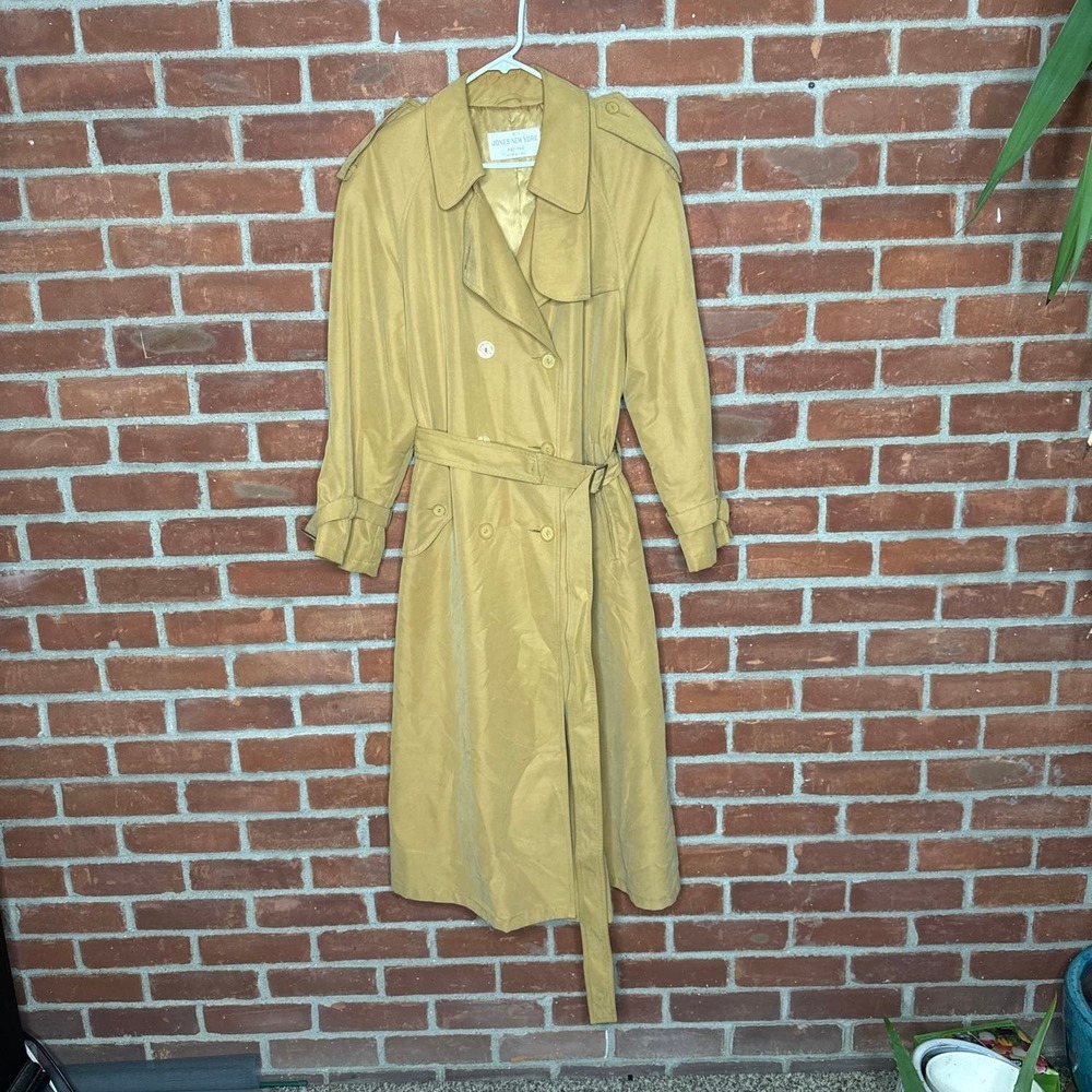 Jones New York petite trenchcoat
